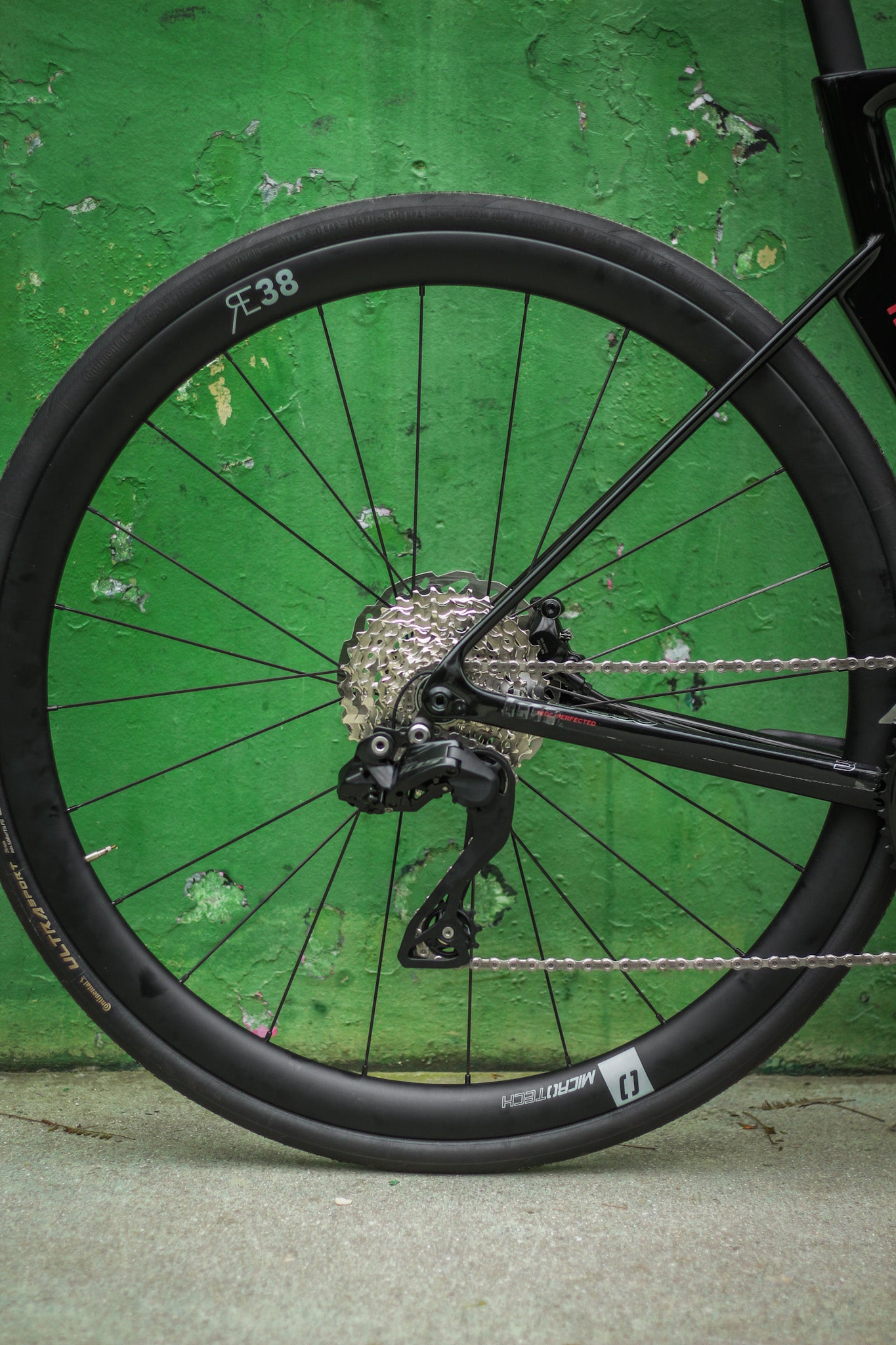 Basso Venta R Shimano 105 Di2