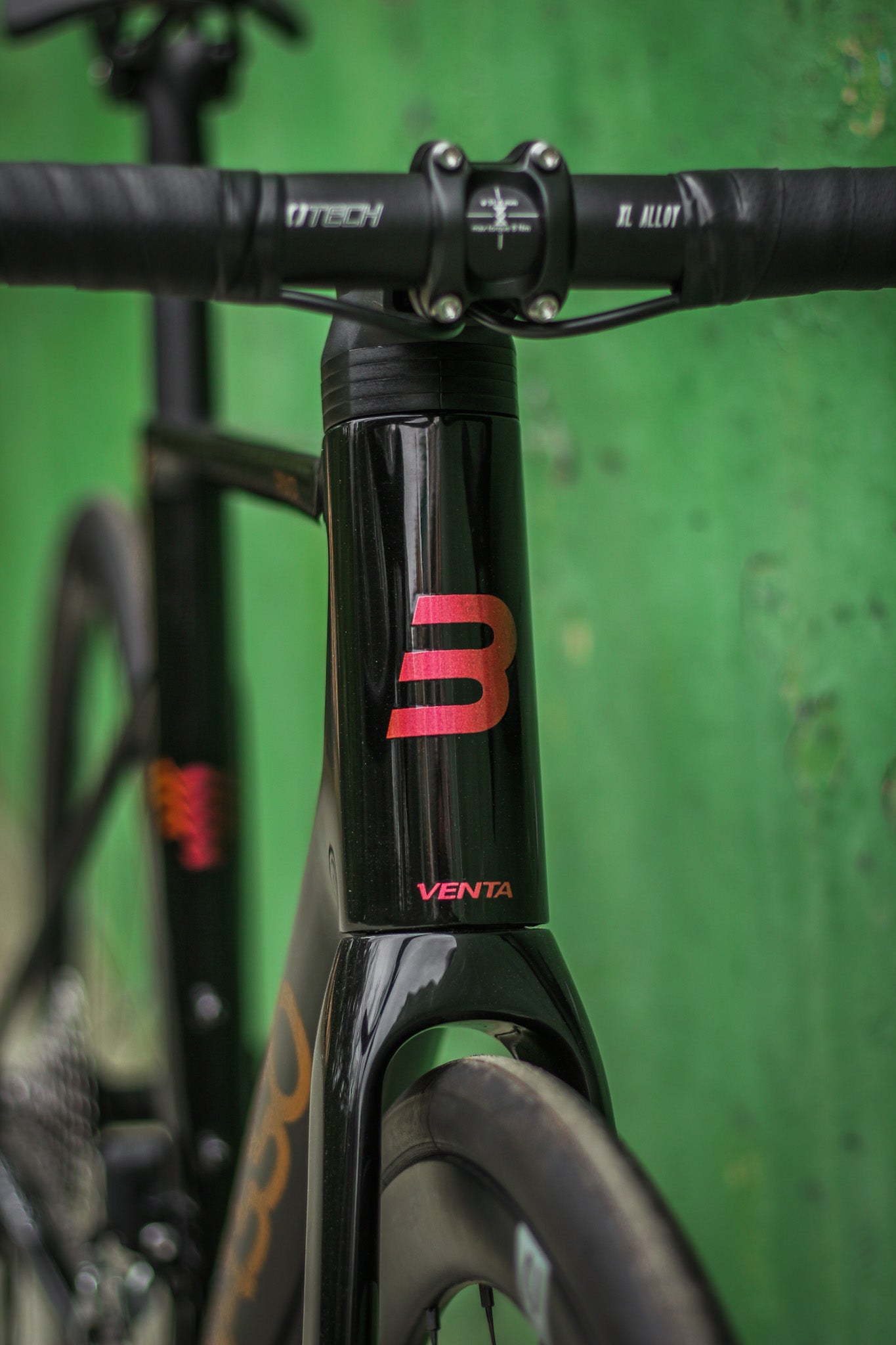 Basso Venta R Shimano 105 Di2